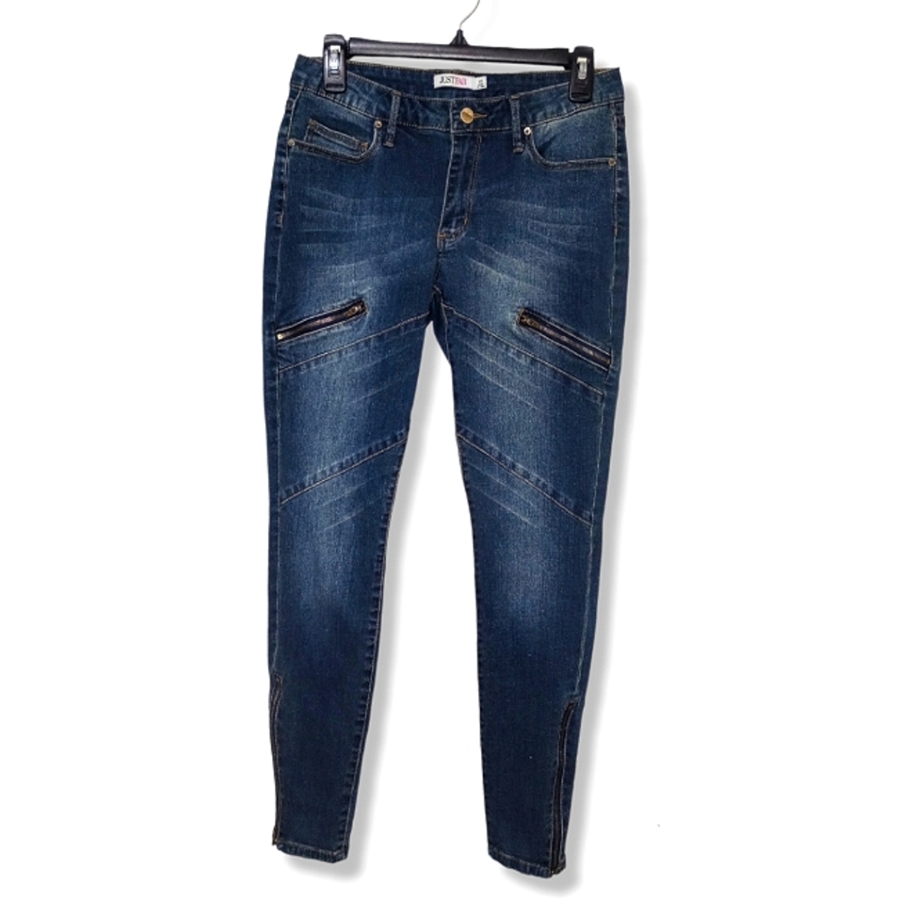 Medium Wash Skinny Jeans -  Size 29
